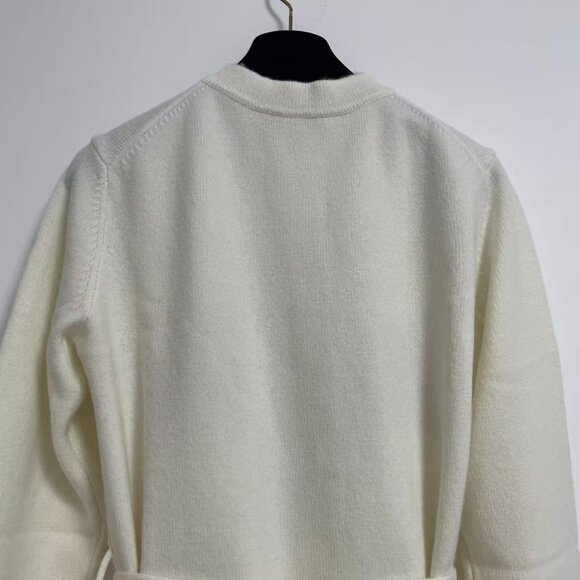 CHANEL Off-White Multi-Pocket Tie-Front Knit Cardigan: A timelessly elegant Fren - Picture 10 of 12